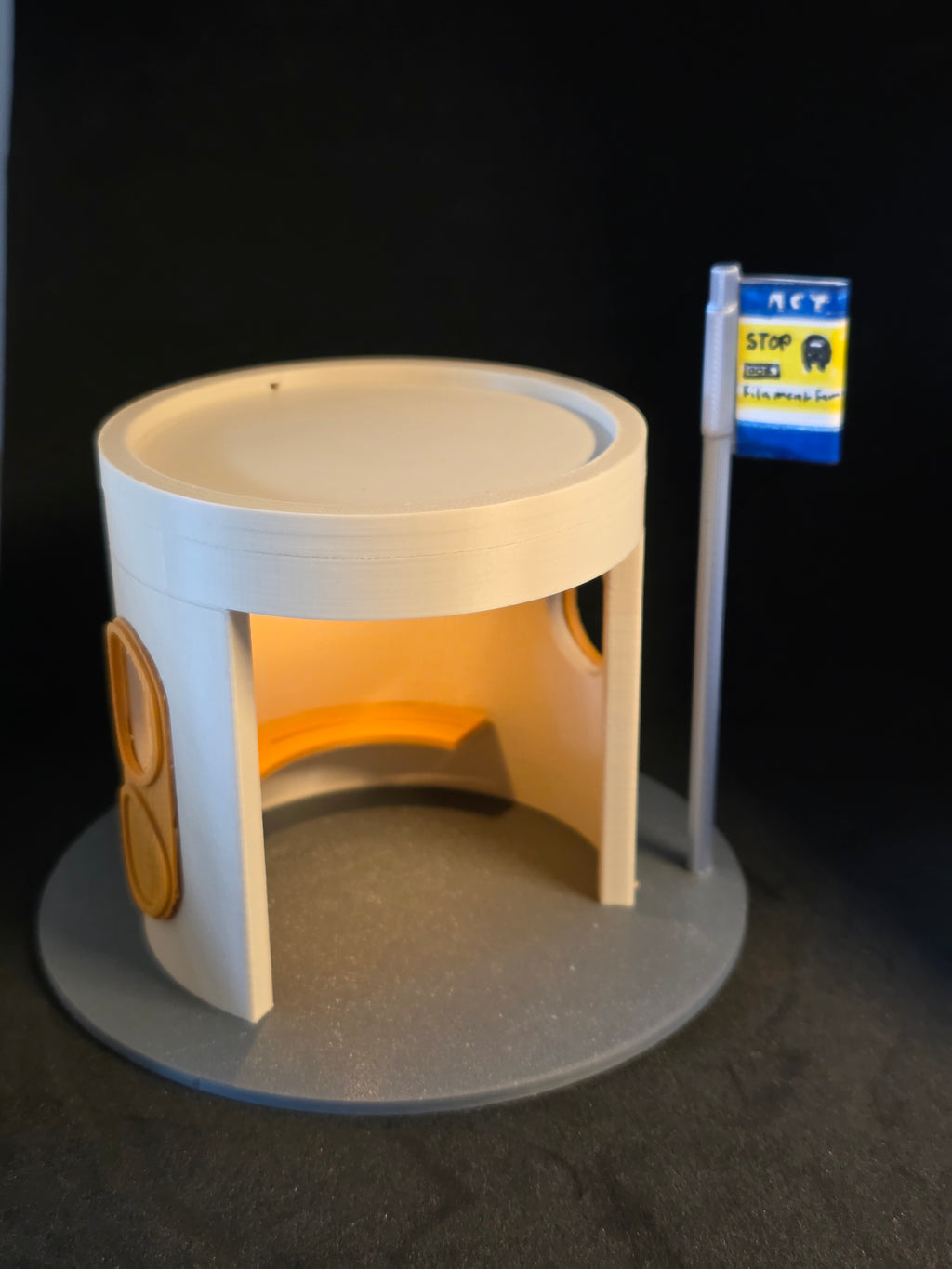 Wireless Canberra Bus Shelter - With Base and Sign Post - Remote Controlled Light - 8cm