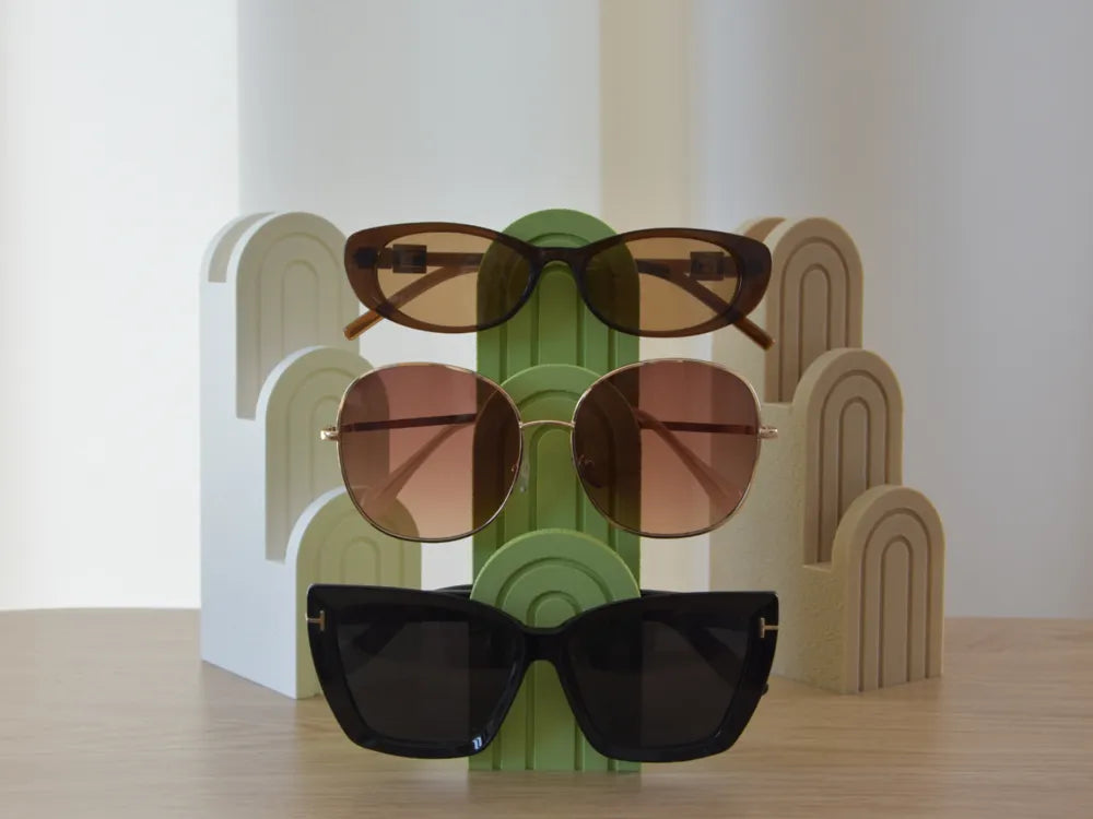 Minimalist Sunglasses Stand | Curvy Nordic | Home Decor