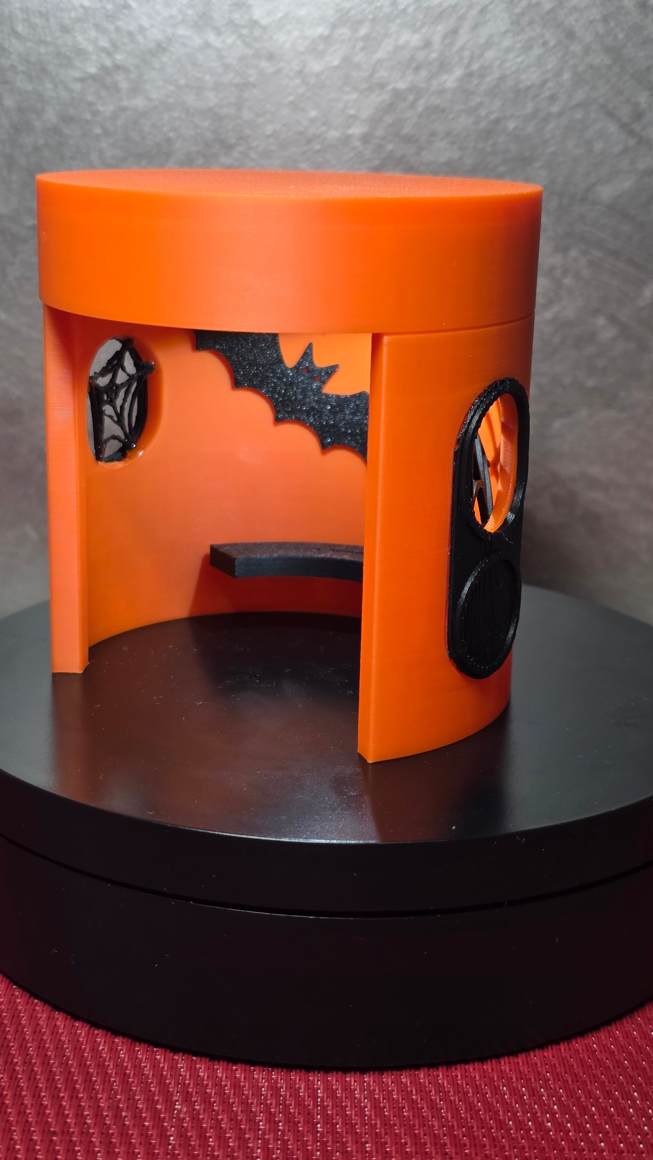 Limited Edition Halloween Canberra Bus Shelter Lamp - 8cm