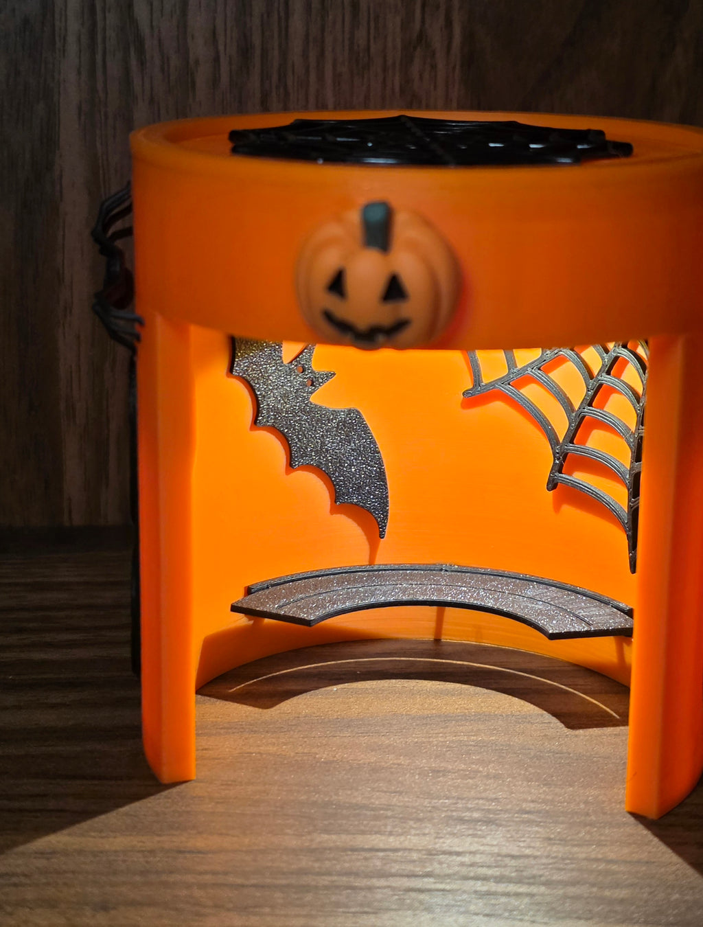 Limited Edition Halloween Canberra Bus Shelter Model with Remote  - 8cm